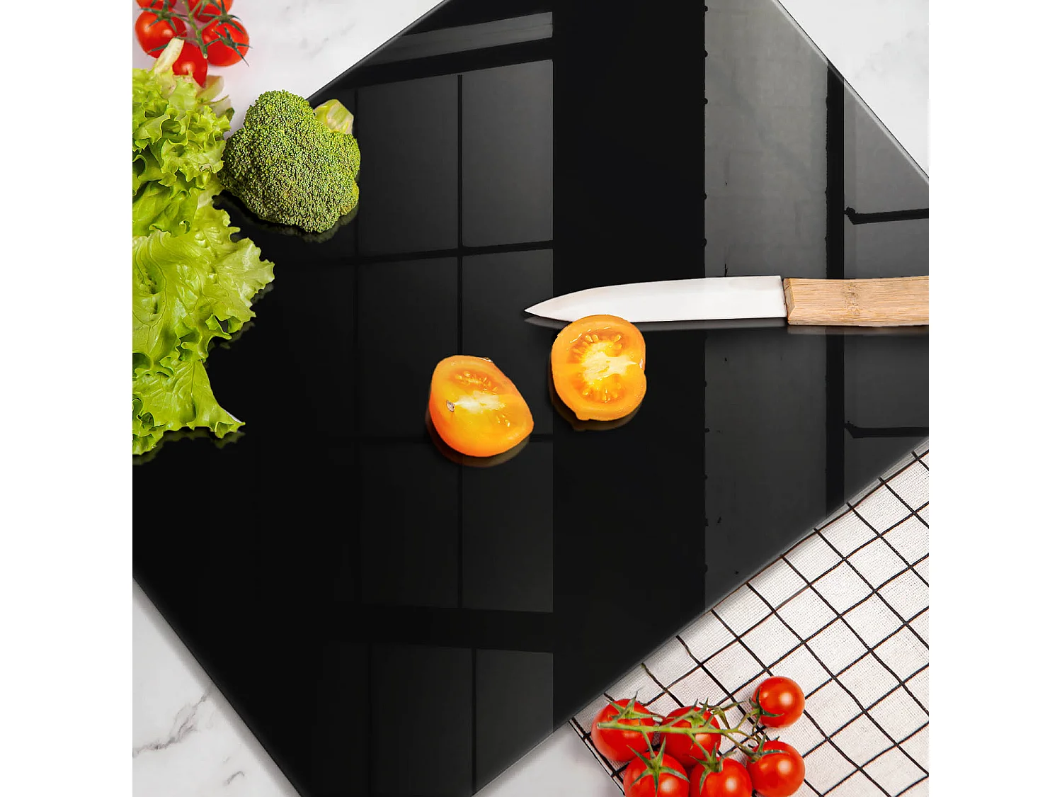 Planche de cuisine rectangulaire en verre, 40x52 cm. Couleur noir.