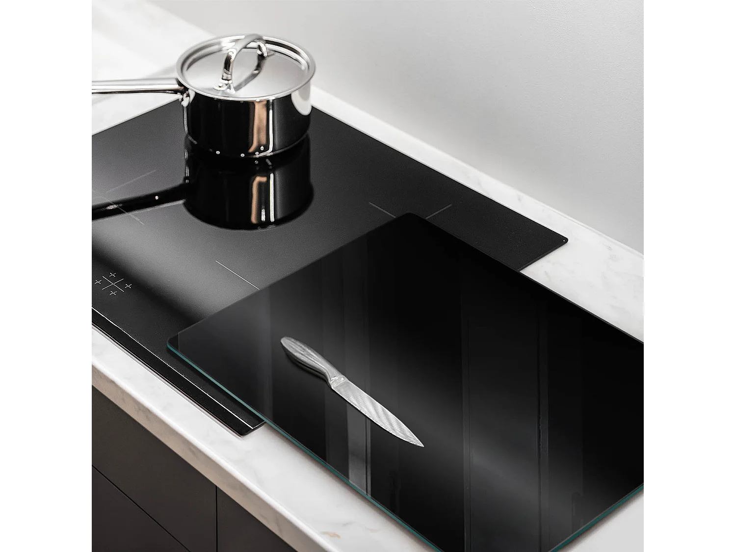 Planche de cuisine rectangulaire en verre, 40x52 cm. Couleur noir.