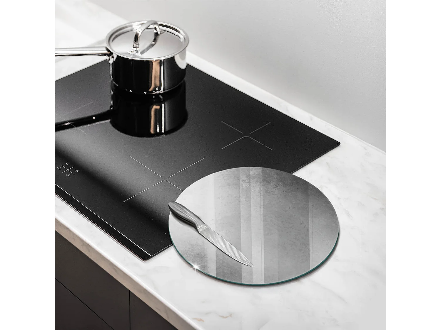 Rond glazen keukenbord, 30 cm, betonnen textuurachtergrond