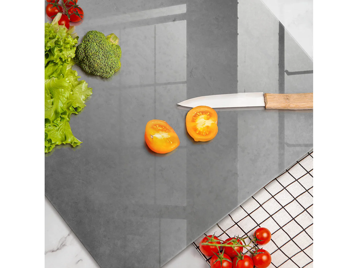 Planche de cuisine rectangulaire en verre, 80x52 cm, fond texture béton