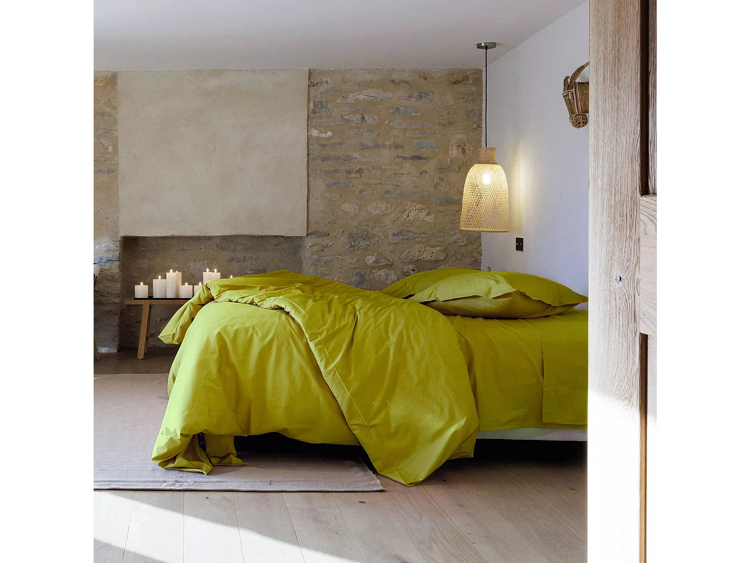 Drap housse uni 90x200 cm bonnet 35 cm percale de coton MANOIR vert Jasmin