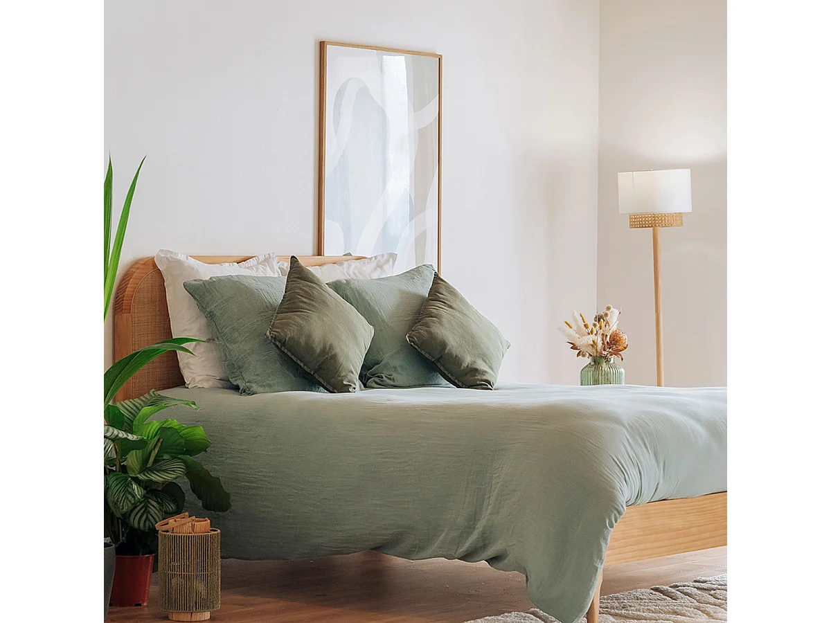 Lit adulte bois rotin Bali tressé 140x190cm