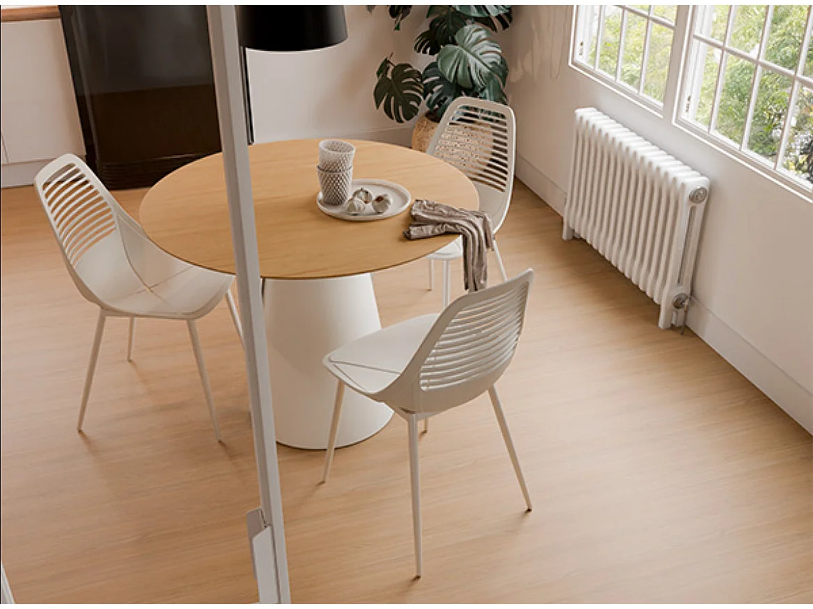 Table ronde Kyria – Design minimaliste et élégance contemporaine-Couleur Naturel/Noir