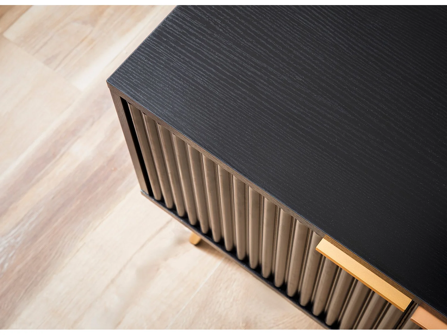 Meuble TV 150 cm Noir Décor Chêne Lowboard Panneau de Télévision Moderne