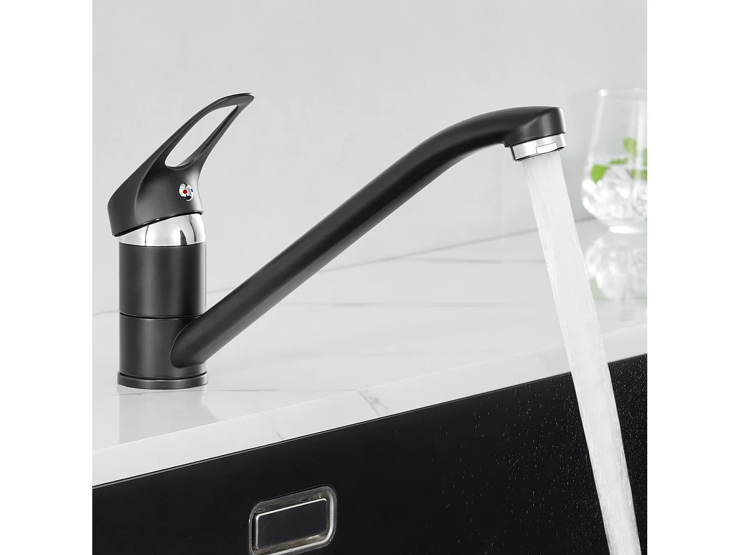 Auralum MAX Mitigeur d'Evier, Robinet de Cuisine Orientable à 360°, Les Conduites d'eau Chaude et Froide et Les Accessoires Complets,en Laiton,Noir