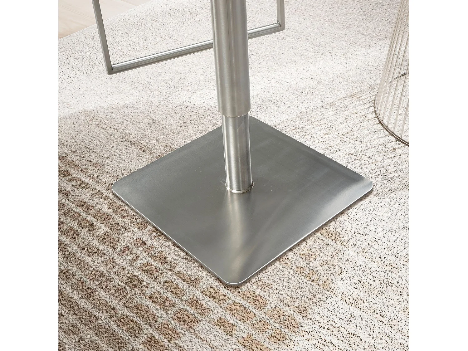 Tabouret de bar Noir Moderne Métal Simili Cuir Chaise de bar Haute 110kg