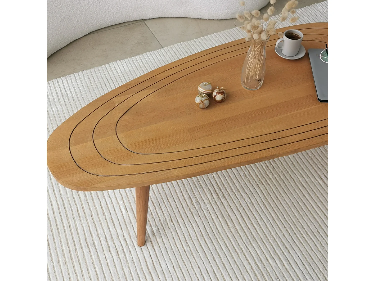 Mesa de centro em teca clara RANA estilo contemporâneo com espaço de arrumação