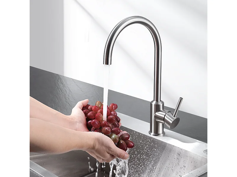 Cecipa max Miscelatore monocomando da cucina, rubinetto per lavello in acciaio inox, rubinetto girevole a 360° spazzolato, modello UE