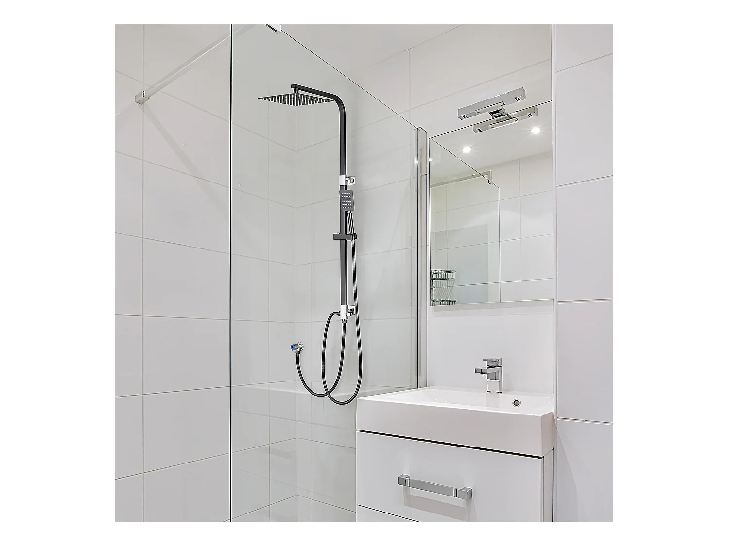 Colonne de Douche Sans Robinetterie Ensemble de Douche Laiton Système de Douche Hauteur Réglable 690-1130 mm Salle de Bain Noir