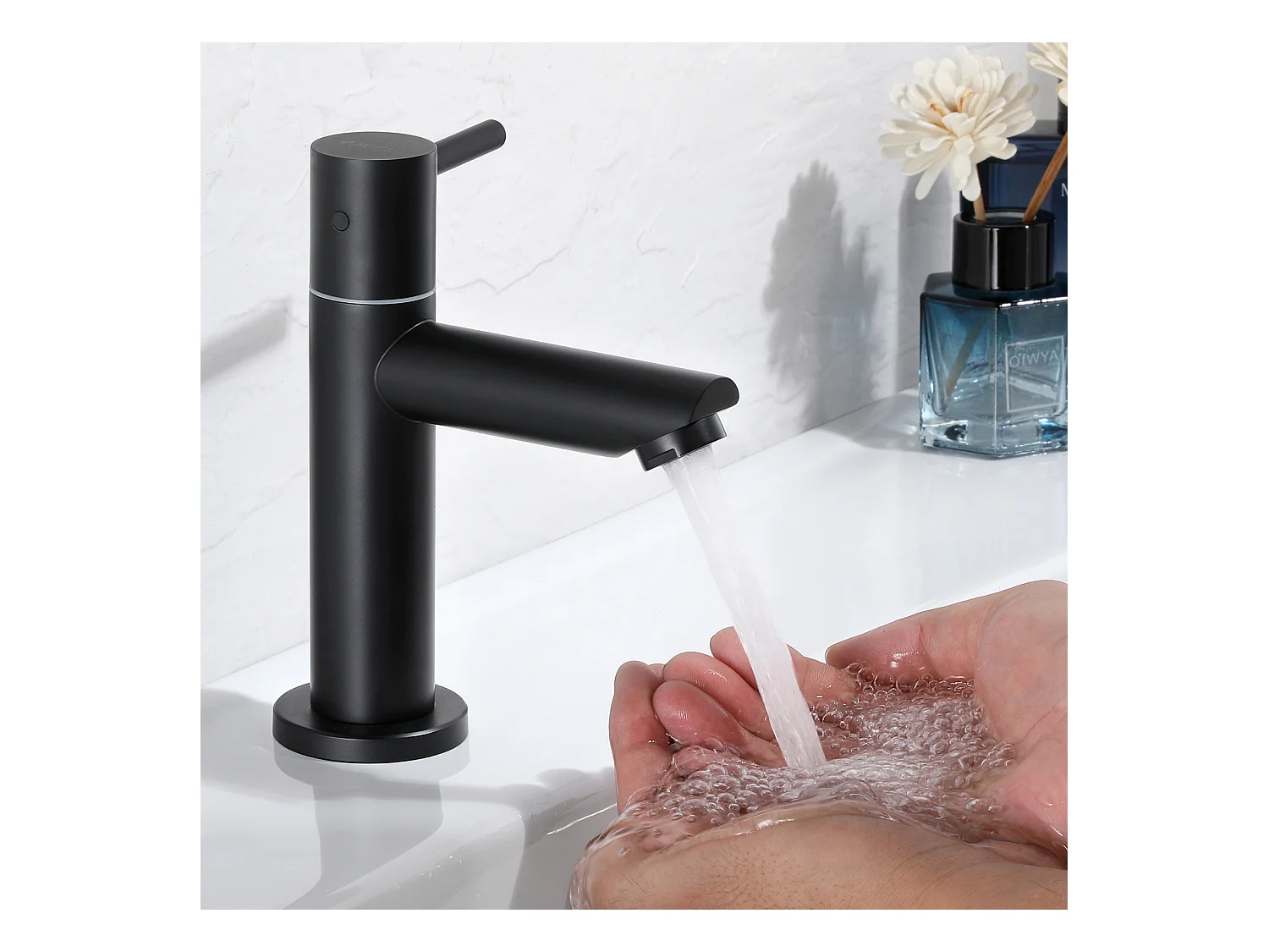 Cecipa max Robinet de lave-main Robinet de Lavabo, Robinet eau Froide, Robinet de Lavabo Noir, Avec Aérateur Remplaçable,EU Modèle