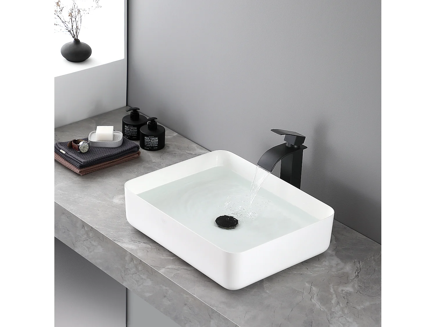 Cecipa max Grifo para lavabo en cascada negro, grifo monomando para lavabo sobre encimera para baño, mezclador para lavabo de diseño moderno, modelo UE