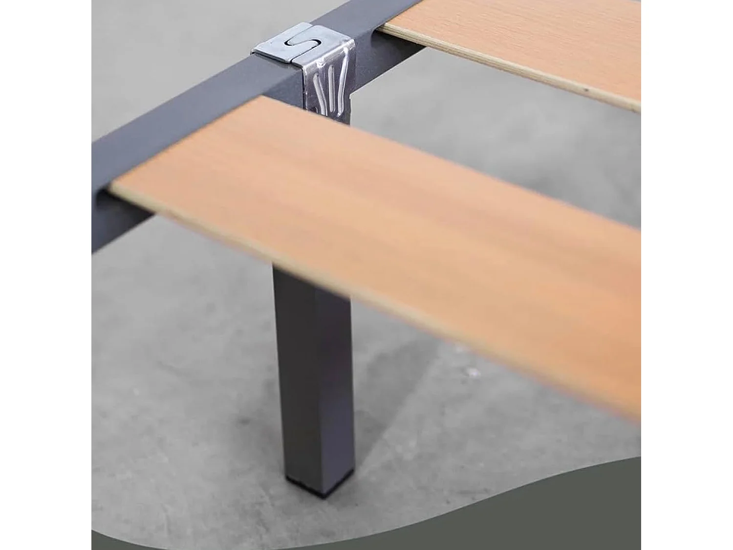 Lot de 4 pieds pour sommier en Métal sans roues couleur Noir - Hauteur 25 cm x 3 cm