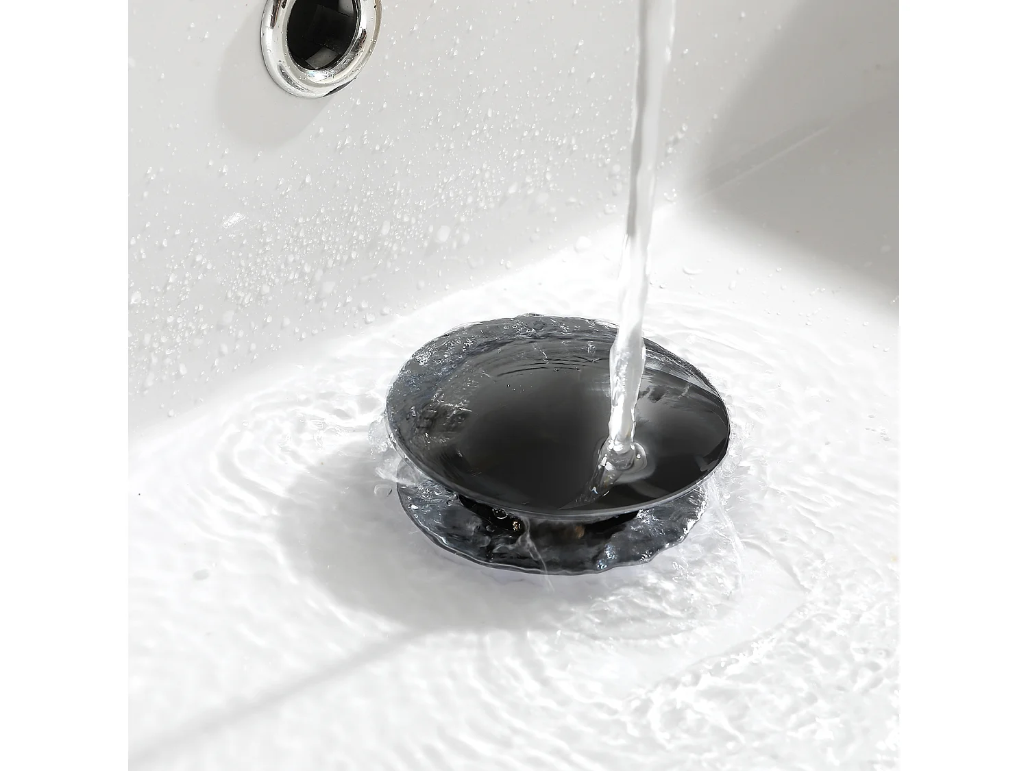 Waschtisch-Mischbatterie mit ausziehbarer Brause, schwarz, Höhe 187 mm + Waschtisch-Ablaufgarnitur mit universellem automatischen Überlauf