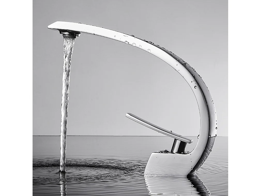 Arc Mezclador Lavabo de Latón Monoagujero con Espumador Desmontable+Puerta Cepillo Inodoro Acero Inoxidable Cepillo WC Pared