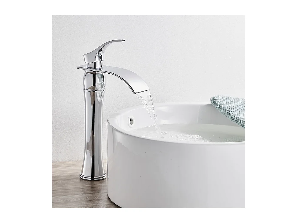 AuraLum Max Wastafelkraan Waterval Hoge Uitloop Koud en Warm Watermengkraan voor Wastafel, Moderne Design Kraan in Verchroomd Messing, EU Model