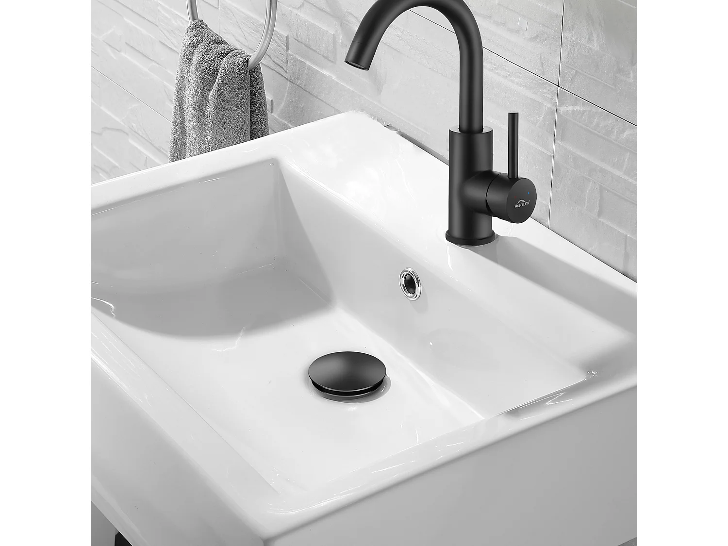 Mischbatterie für Spülbecken, 360° drehbarer schwarzer Badhahn, abnehmbarer Luftsprudler + Pop-up-Ablauf für Spülbecken mit universellem automatischem Überlauf