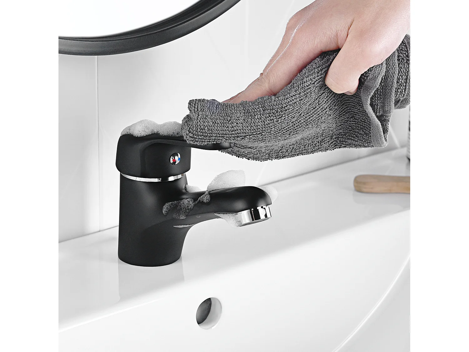 Auralum Max Noir Robinet Mitigeur Lavabo ave Bubbler amovible Mitigeur Lavabo en Laiton avec Noyau de Valve en Céramique Eau Chaude/Froide Réglable