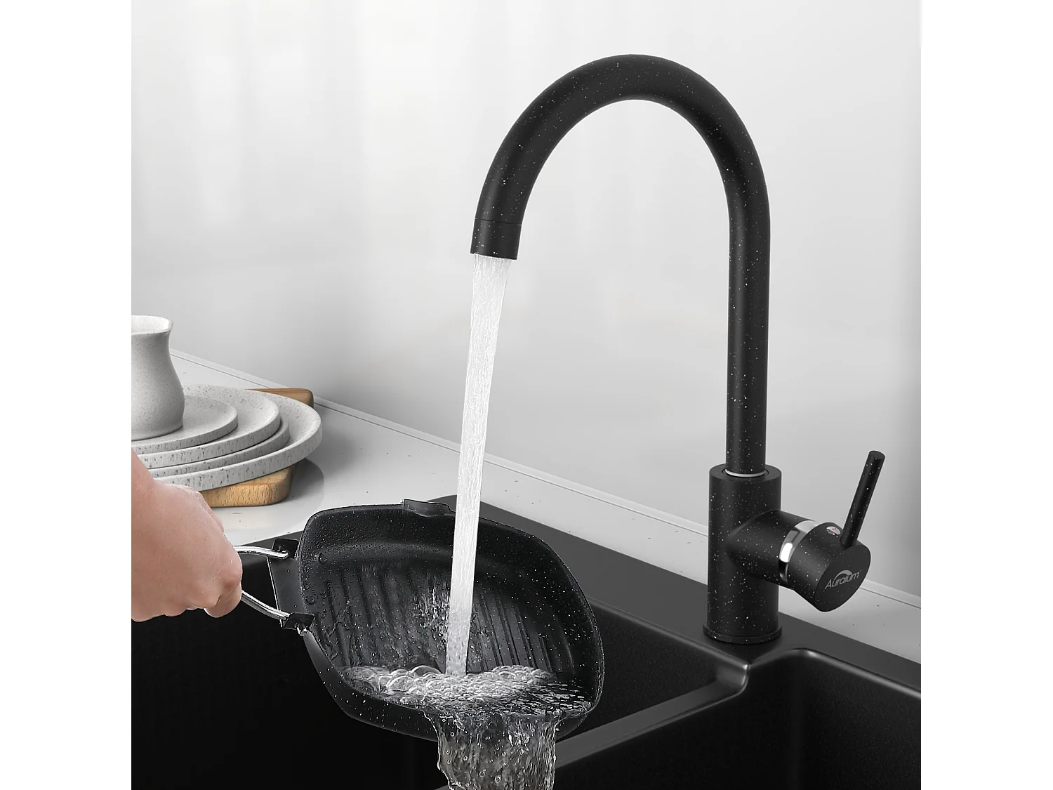 Auralum Max Évier Cuisine 1 Bac 60*44*20CM,inox 304,à Encastrer avec Panier Drainage,Noir+Robinet Cuisine Rotatif 360° Eau Froide et Chaude,Noir