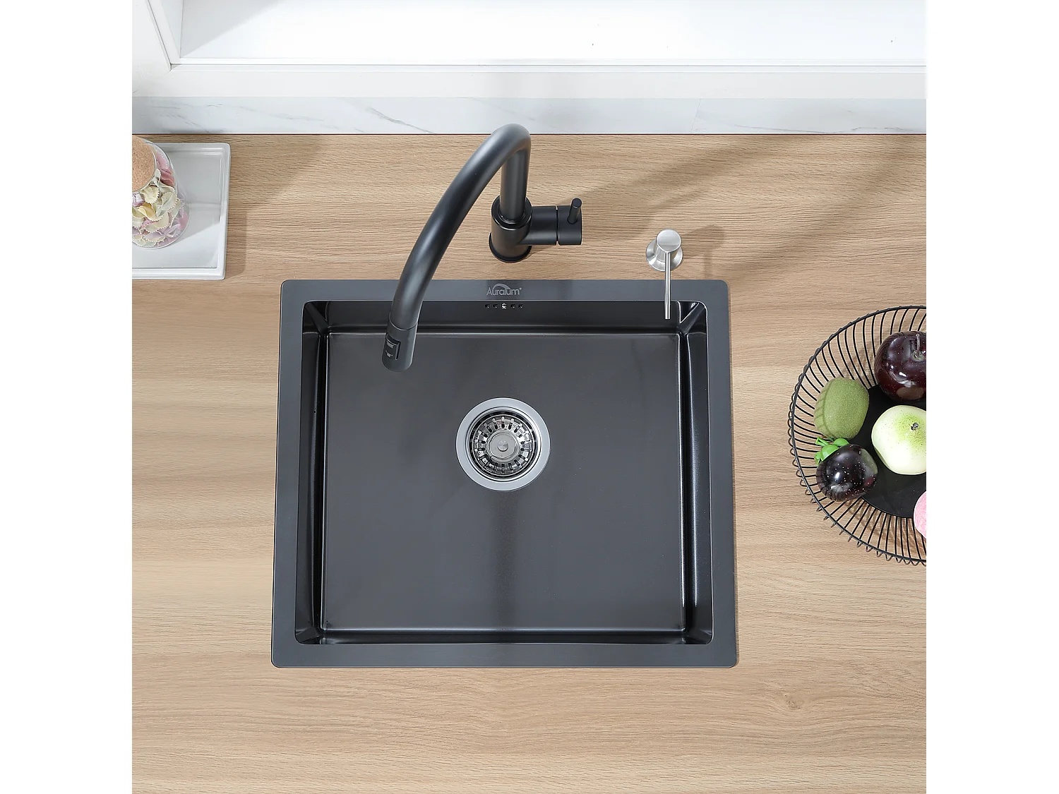 Schwarze Spüle 1 Becken 50x43x18,5CM, Edelstahl, mit Seifenspender++360° schwenkbar, klappbarer Küchenmixer, Kalt-/Warmwasser, Schwarz