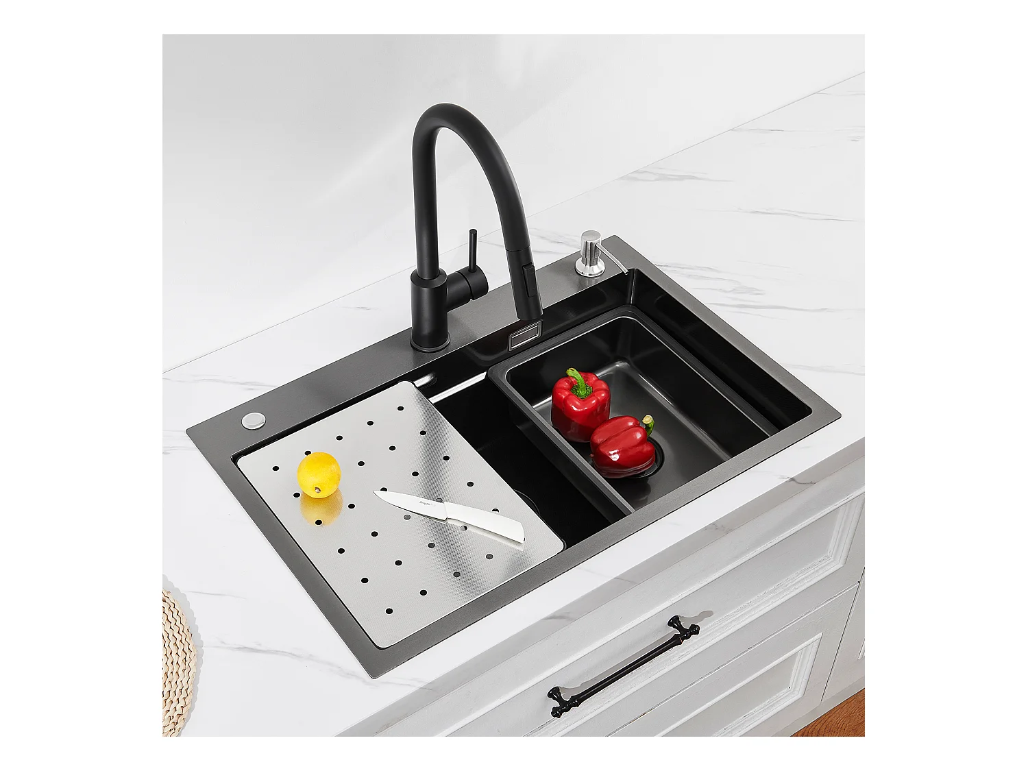 Cecipa max Évier 1 Bac 70×45CM Évier Inox Noir avec Egouttoir + Vasque + Distributeur de Savon (Montage sur le Dessus/Montage à Plat),EU Modèle