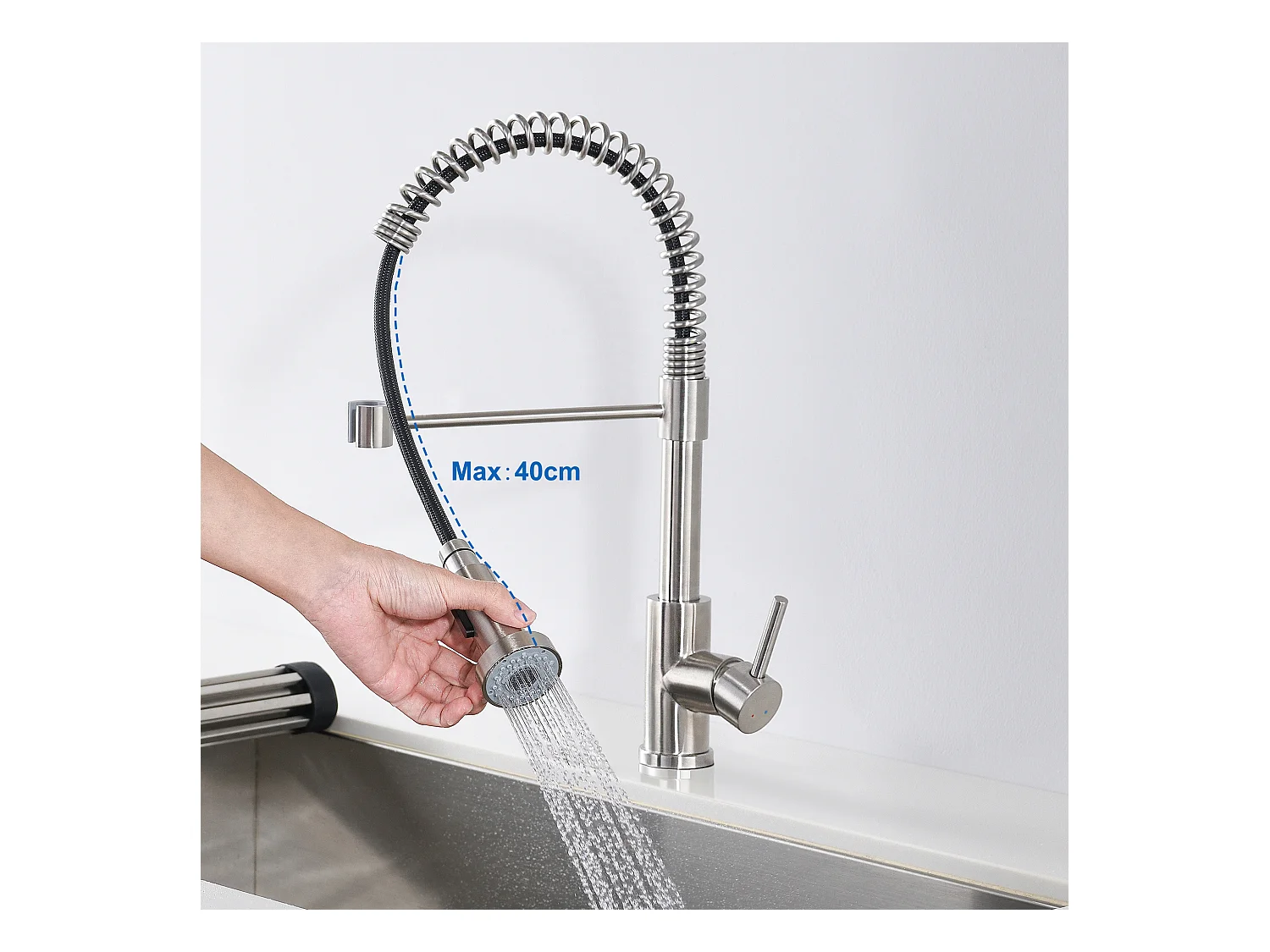 Zwarte Wastafel 1 Bak 50x43x18,5CM, Roestvrij Staal, met Zeep Distrubutor + C KraanUisine Roestvrij Staal Uittrekbaar 360 ° Draaibaar