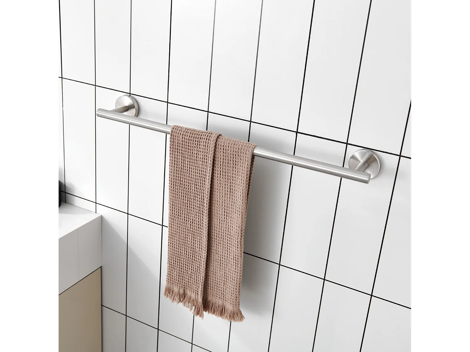 Cecipa MAX Handtuchhalter fürs Badezimmer – Handtuchstange aus gebürstetem Edelstahl 304 – Handtuchstange mit einer Stange, geeignet für das Badezimmer