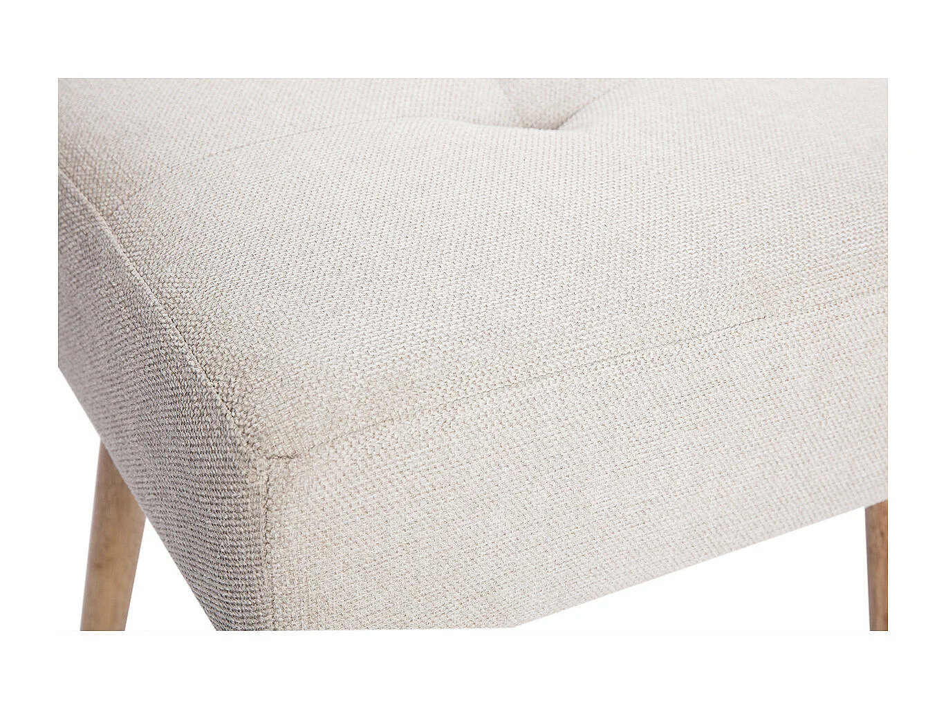Taburete bajo de tela efecto aterciopelado texturizado beige y madera clara maciza 46 cm GUESTA