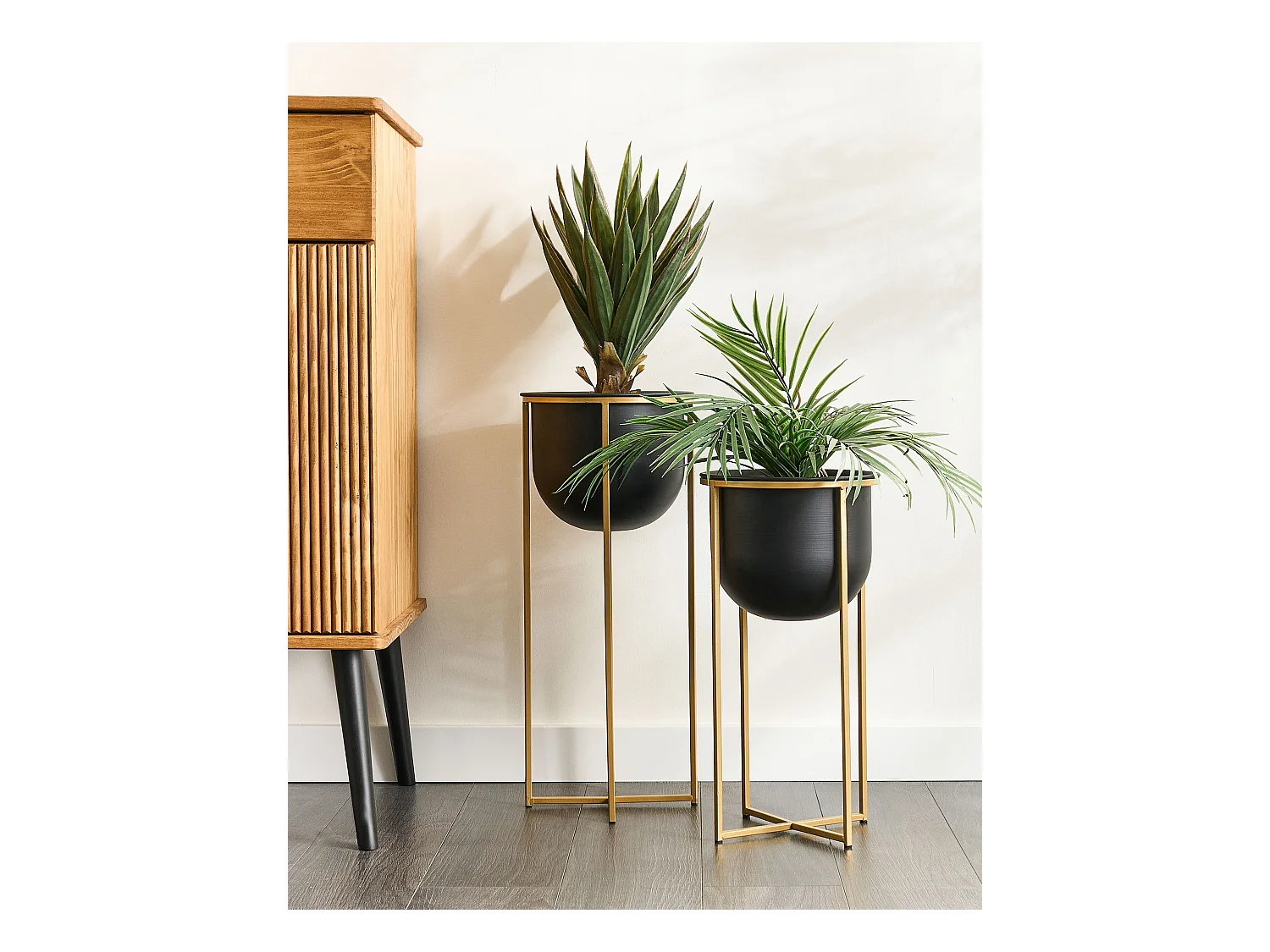 Blumentopf mit Beinen 2er Set THUJA Metall 21 cm Schwarz