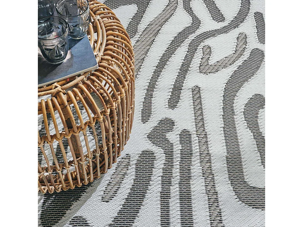 Tapis extérieur en polypropylène Spargi 1741 noir 120 x 160 cm