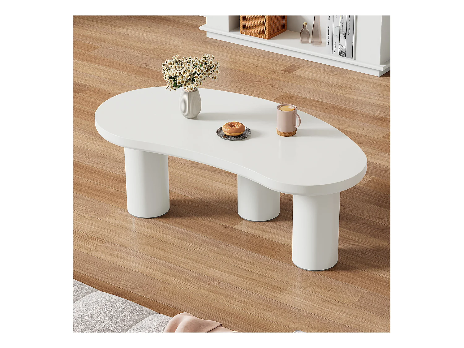 Table basse irrégulière avec base en feutre - 107 x 57 x 40.5 cm - Plateau MDF et pieds PVC - Blanc