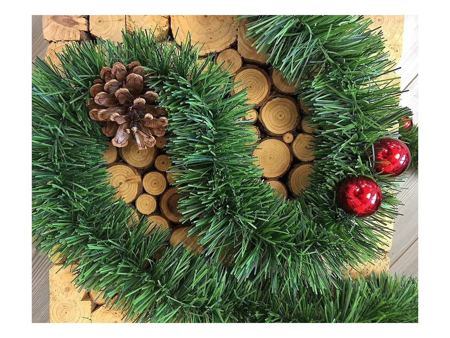 Dtaylo Kerstdecoratie, kerstversiering, kerstornament, feestelijke decoratie, gemaakt in Italië, 800x8 h8 cm, groen en rood