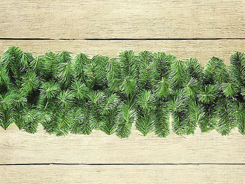 Weihnachtsdekoration Dhadwi, Weihnachtsdekor, Weihnachtsornament, Festliche Dekoration, Made in Italy, 275x28 h28 cm, Grün