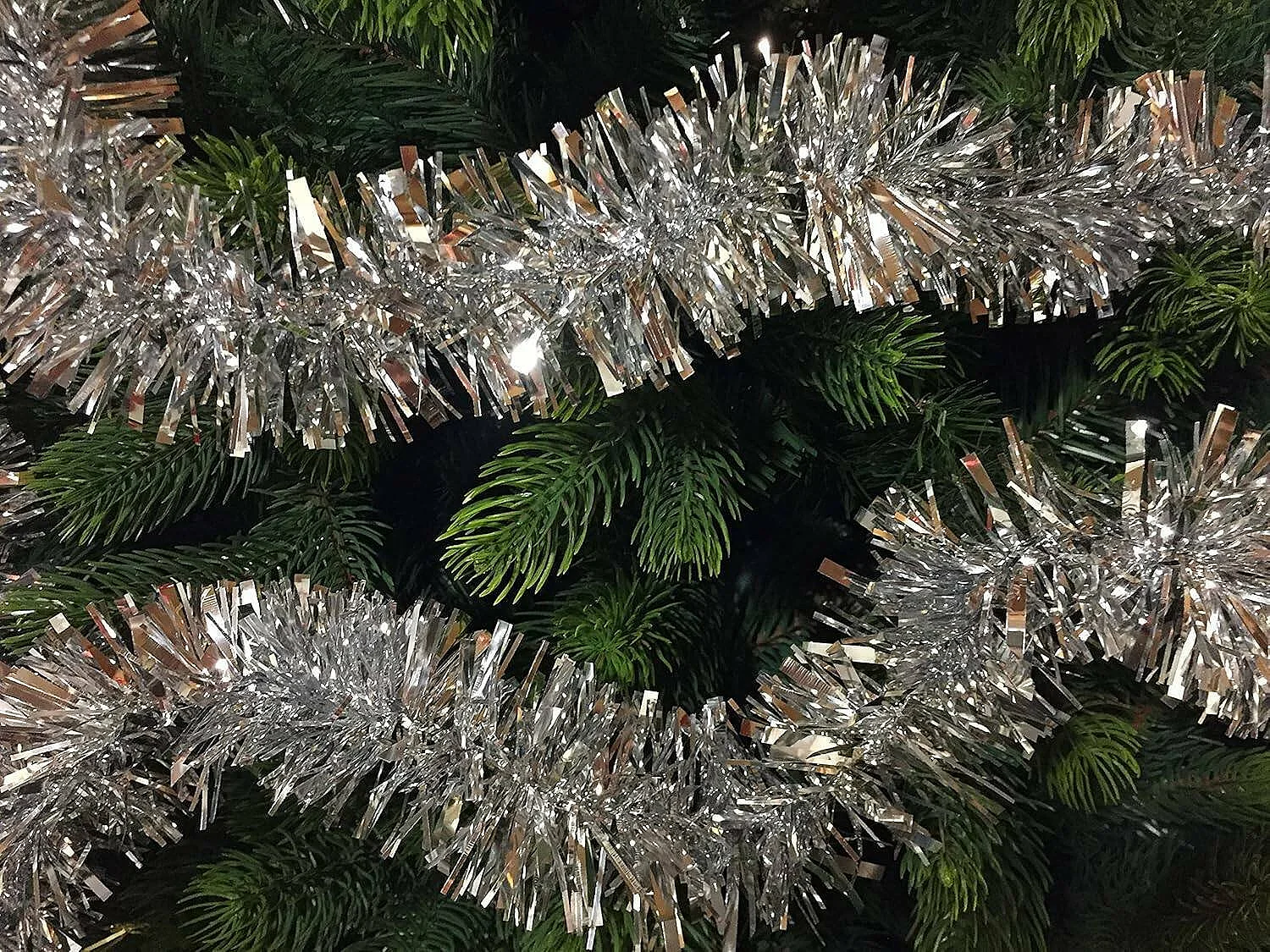 Decoración de Navidad Dhatto, Adorno navideño, Ornamento de Navidad, Decoración festiva, Made in Italy, 1000x8 h8 cm, Plata