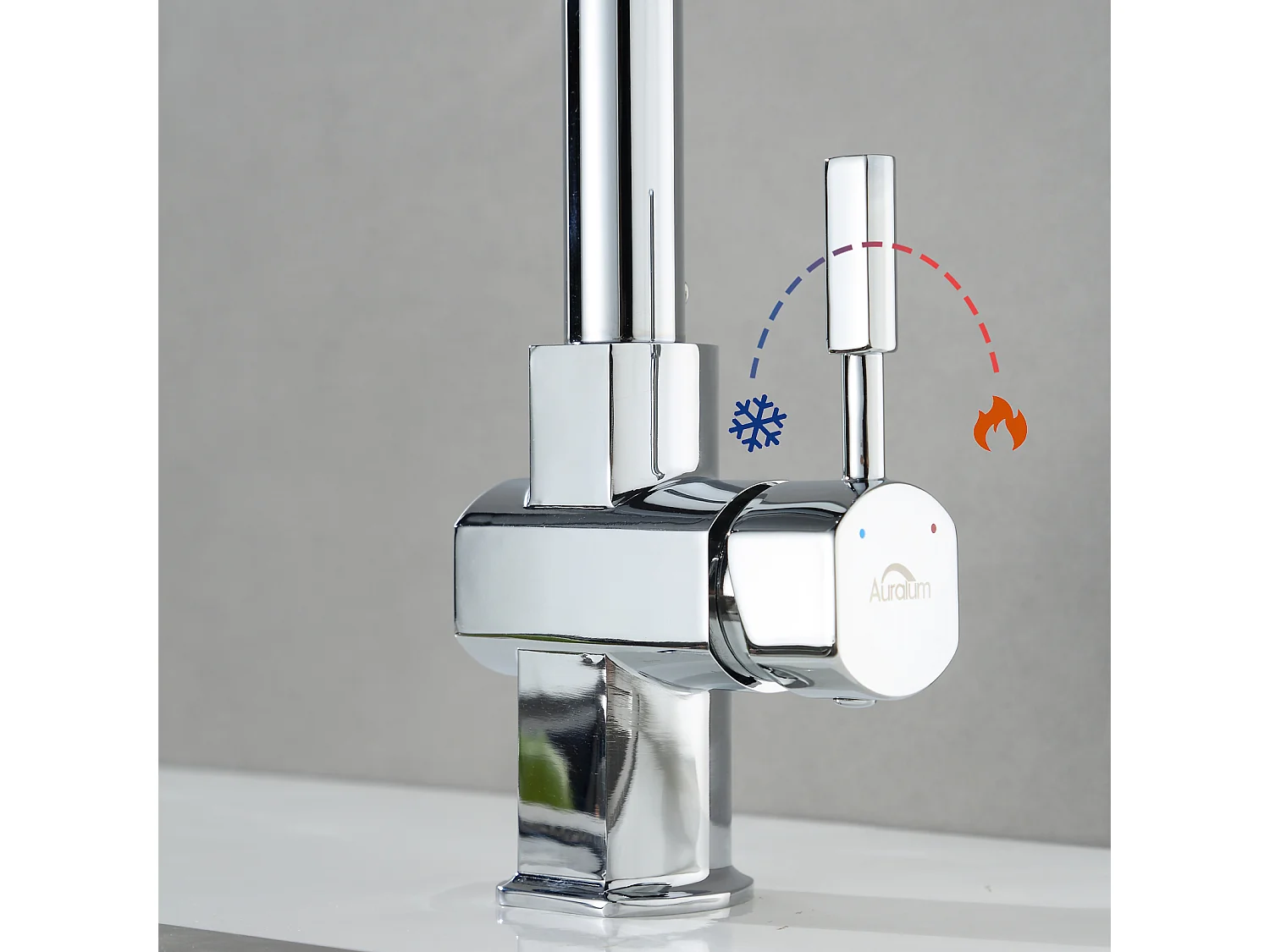 Miscelatore da cucina girevole a 360°, Elegante rubinetto lavello in corpo in rame con acqua calda e fredda alternativa per cucina cromata