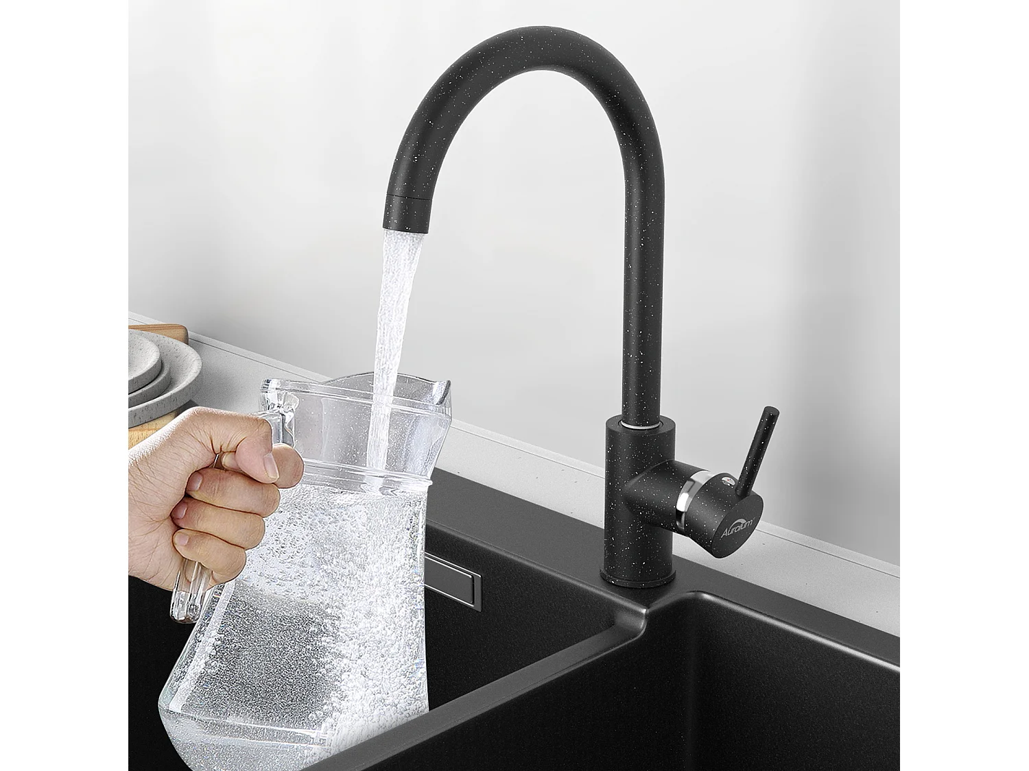 Küchenmischbatterie, schwarzer Einhebel-Spültischhahn, 360 ° drehbar, Kalt-/Warmwasser-Küchenmischbatterie aus Messing mit abnehmbarem Luftsprudler