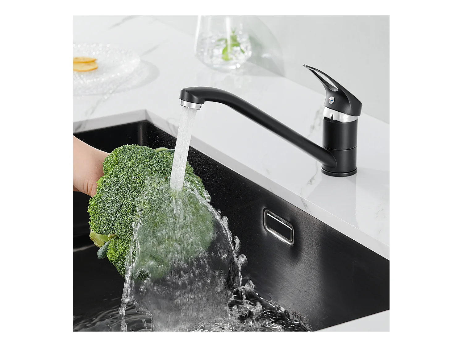 2PCS Mitigeur d'Evier,Robinet Cuisine Orientable à 360°, Les Conduites d'eau Chaude et Froide et Les Accessoires Sont Complets,en Laiton,Noir