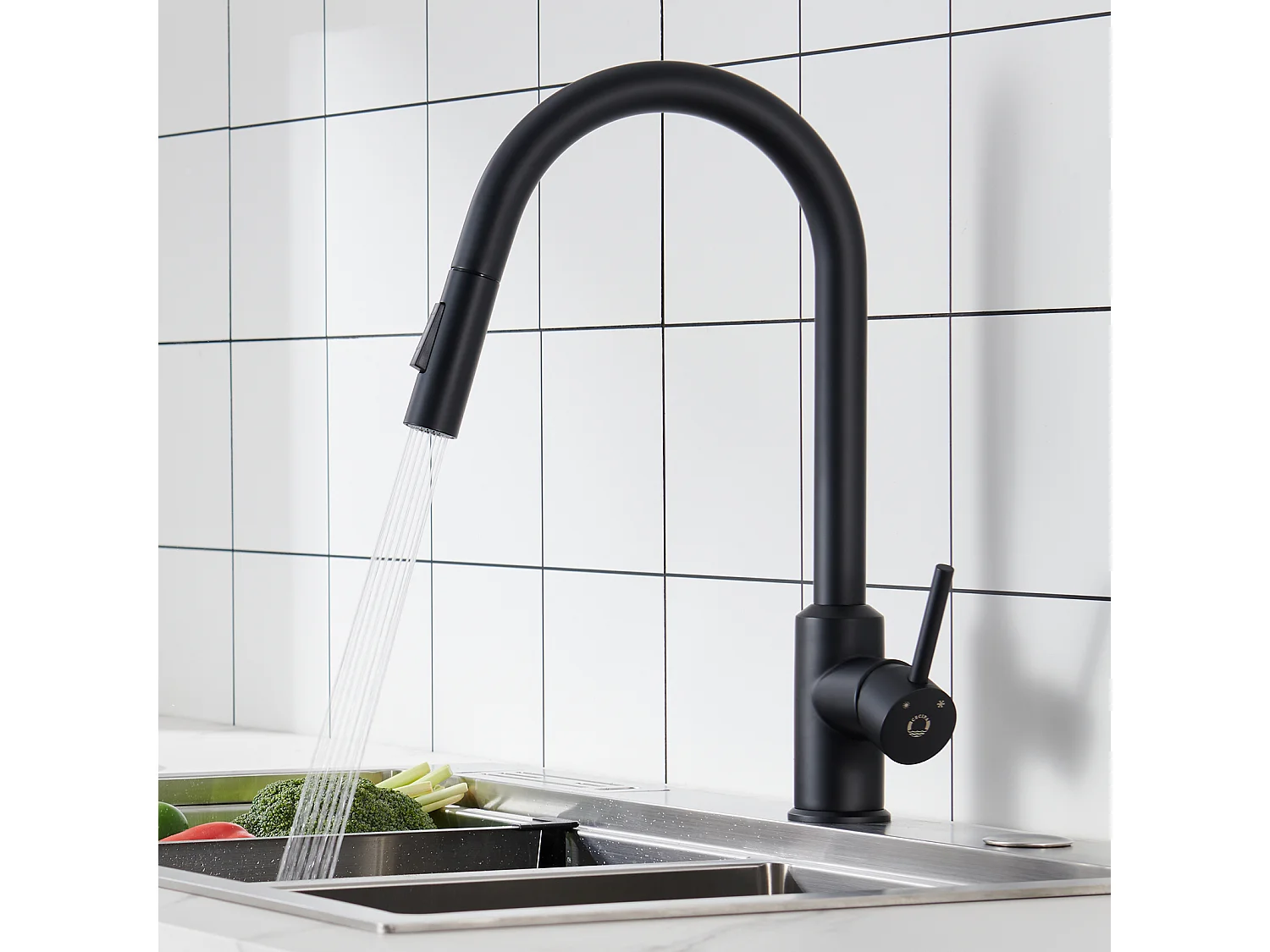 Cecipa max Évier Cuisine 1 Bac 40 × 45 cm Évier Inox Brossé 1 Cuve + Mitigeur de Cuisine avec Douchette Extractible - Noir - Rotatif à 360 °