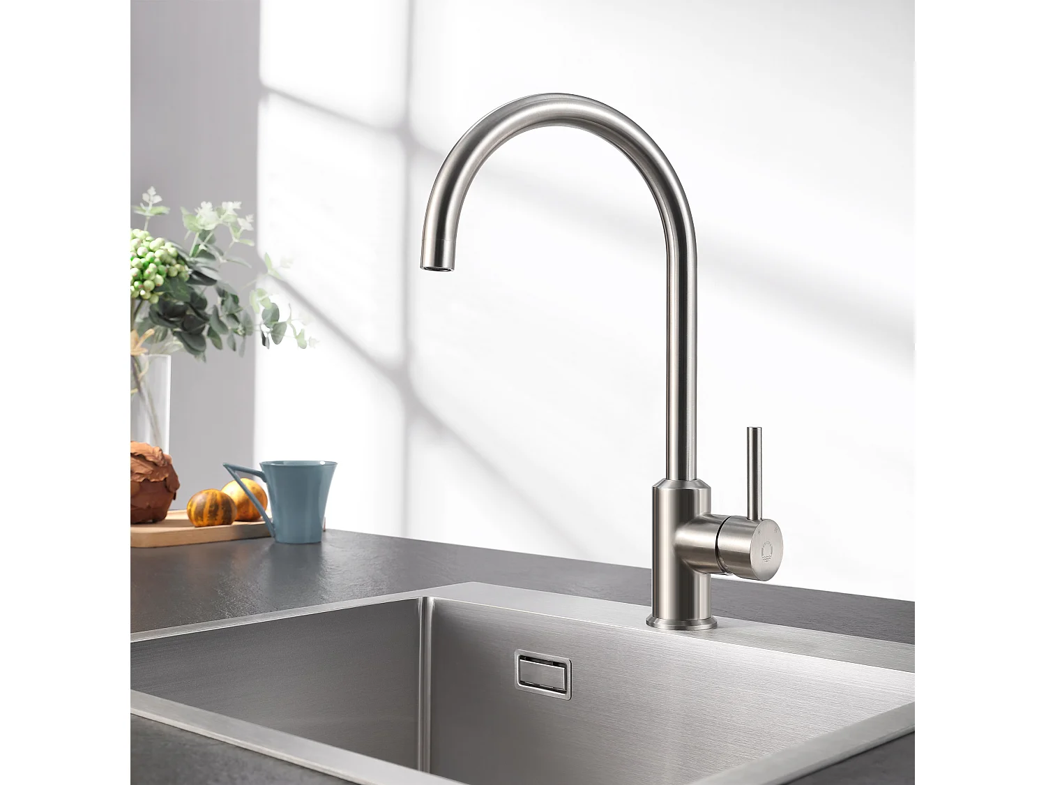 2PCS Cecipa max Mitigeur de Cuisine Monocommande, Robinet Évier en Acier Inox , Robinetterie Rotatif à 360° Brossé,EU Modèle