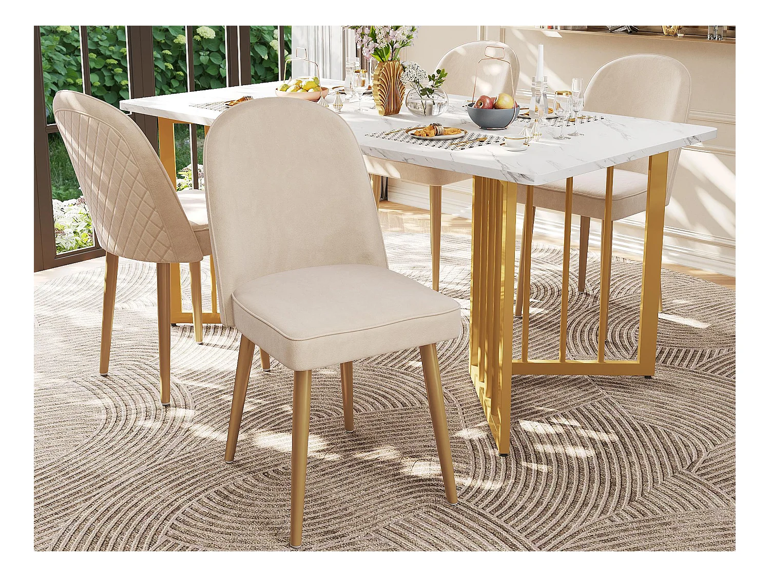 Lot de 4 chaises en velours - pieds en métal - Beige