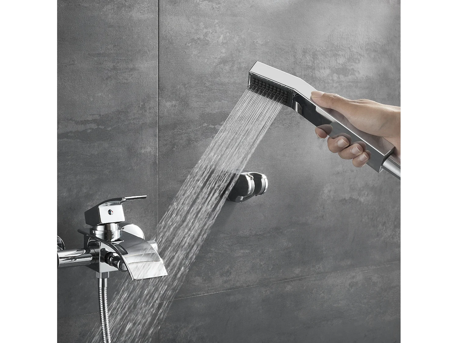 Mitigeur de Baignoire Robinet de Douche en Cascade avec Pommeau de douche Economie d'eau Laiton Chrome pour Salle de bain