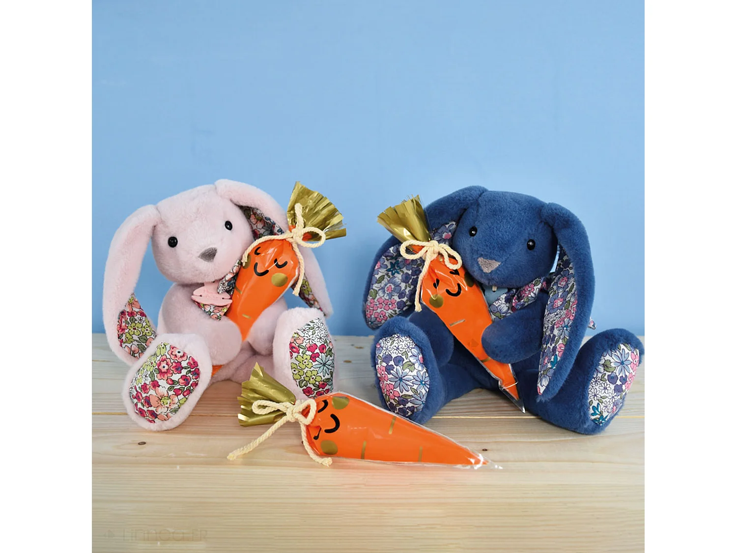 Peluche 25 cm polyester collection COPAINS CALINS lapin bleu