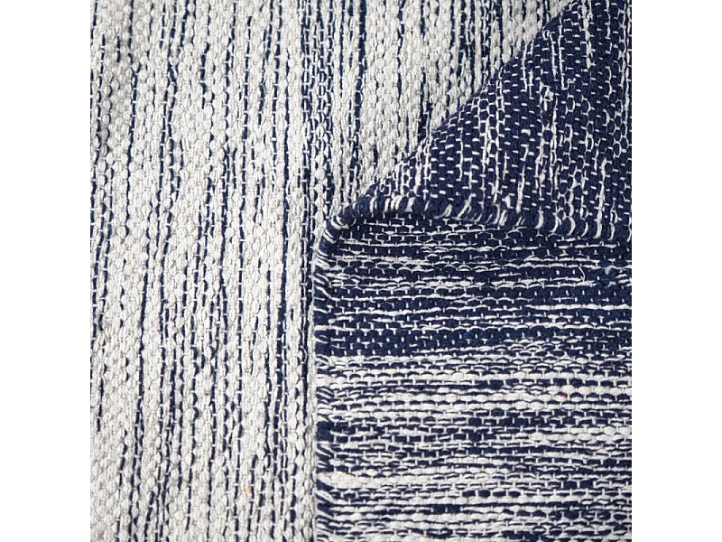 Tapis 140 x 200 cm coton brodé avec dégradé de bleu vieilli – SAPHIR