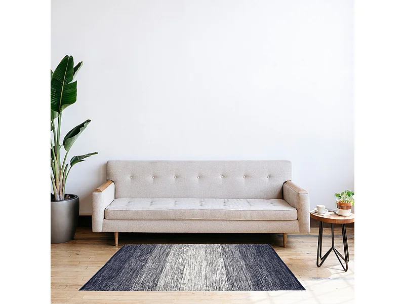 Tapis 120 x 180 cm coton brodé avec dégradé de bleu vieilli – SAPHIR