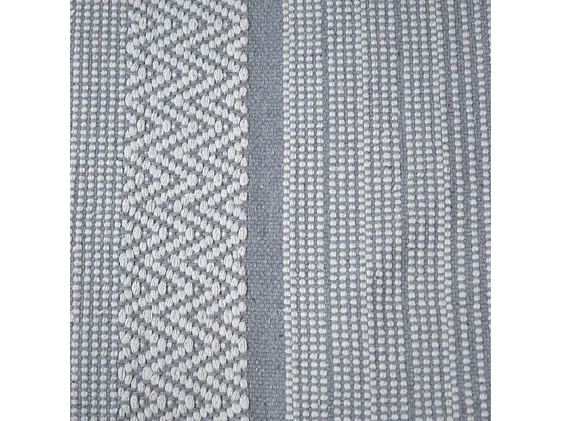 Tapis 140 x 200 cm coton brodé de lignes et chevrons gris – FLICKER