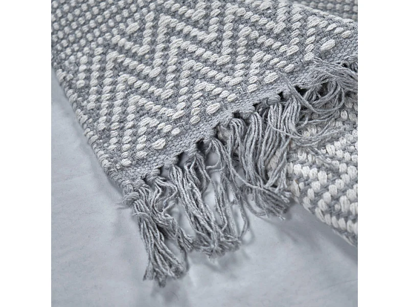 Tapis 120 x 180 cm en coton brodé de lignes et chevrons gris – FLICKER