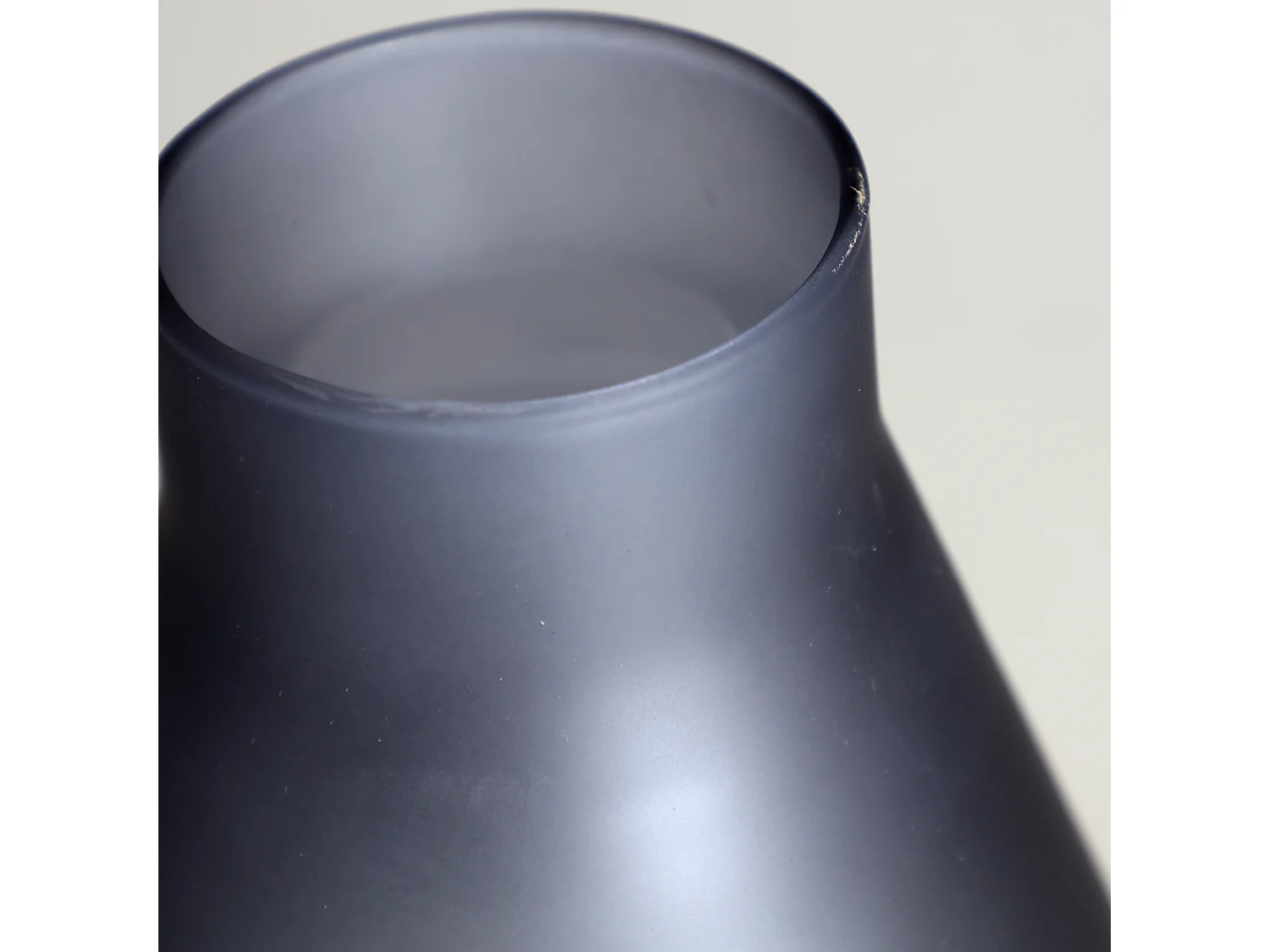 Vase en verre gris 22x22x25 cm