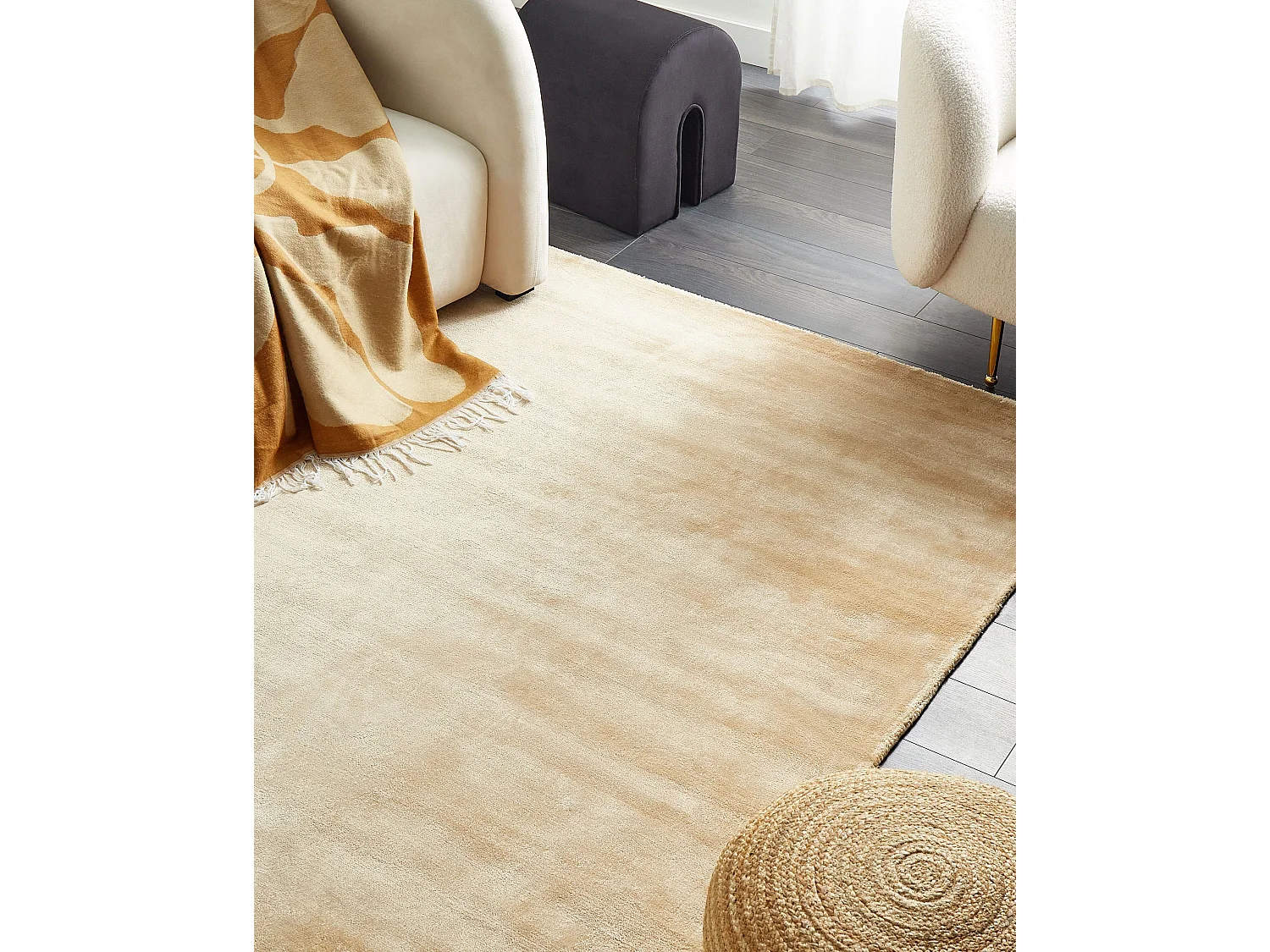 Vloerkleed viscose zandbeige 140 x 200 cm GESI II