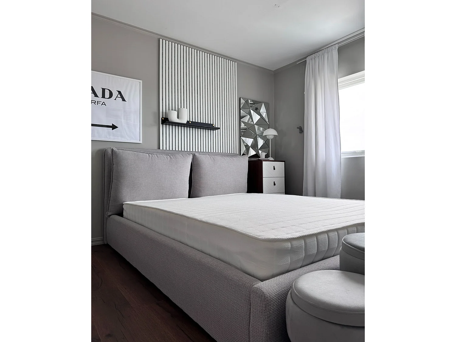 Matelas à ressorts ensachés en mousse à mémoire de forme DELIGHTFUL Ferme 160 x 200 cm
