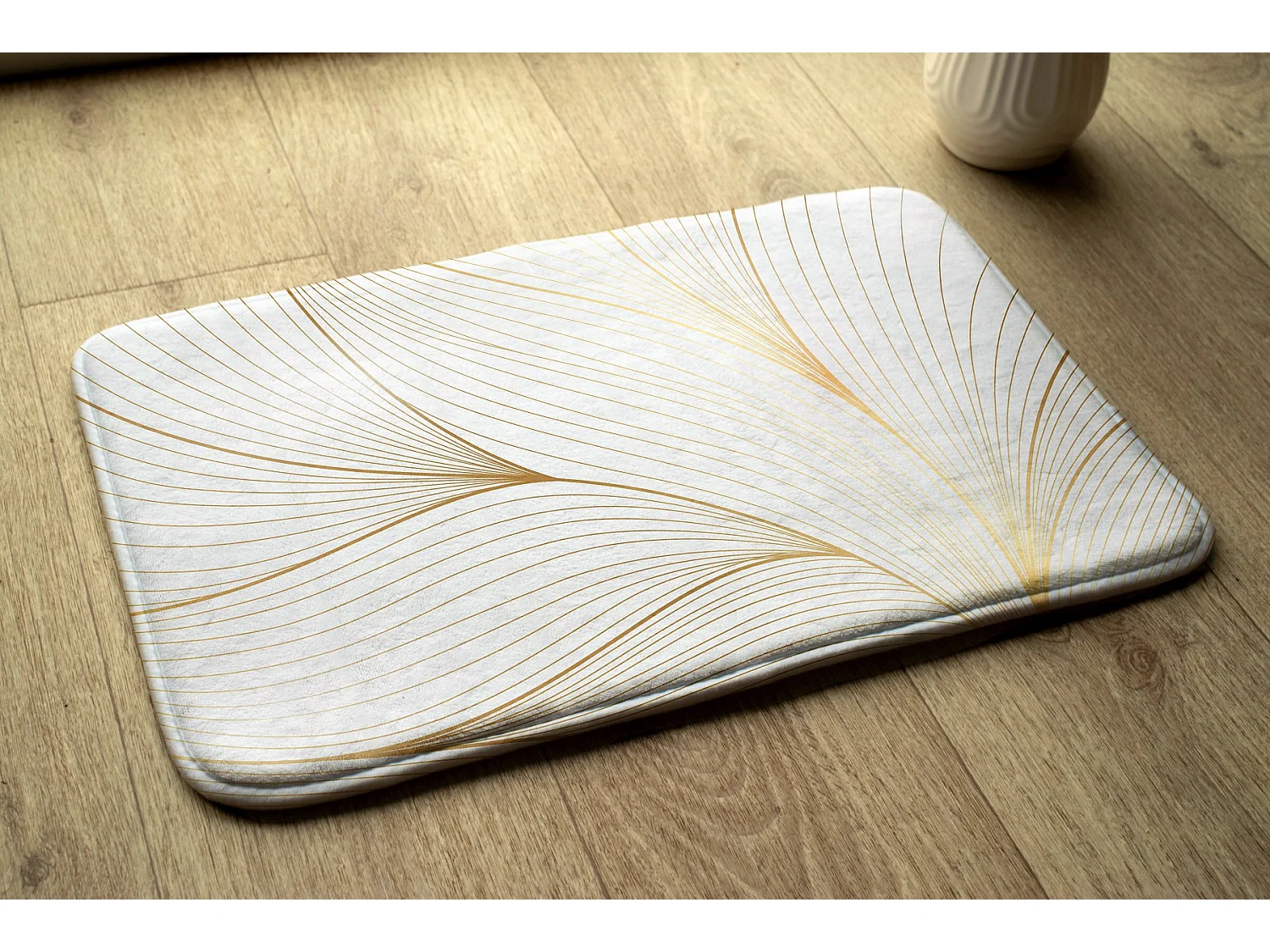 Tapis de chambre à coucher, 90x60 cm. Motif de lignes abstraites. Tapis tendance pour une chambre ou un salon.