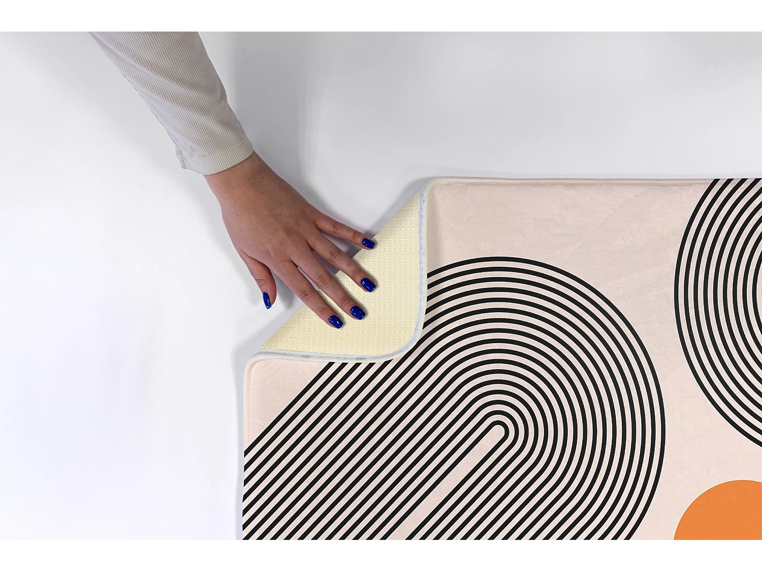 Tapis de chambre, 75x45 cm. Motifs géométriques abstraits. Tapis tendance pour la chambre, le salon.